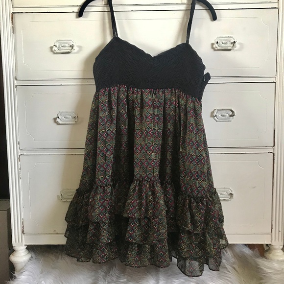 FOREVER 21 Green & Black Pattern Ruffle Dress - Picture 1 of 7